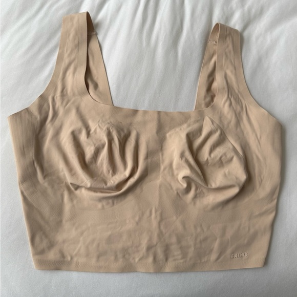 SKIMS Other - SKIMS Nude Seamless Bralette
